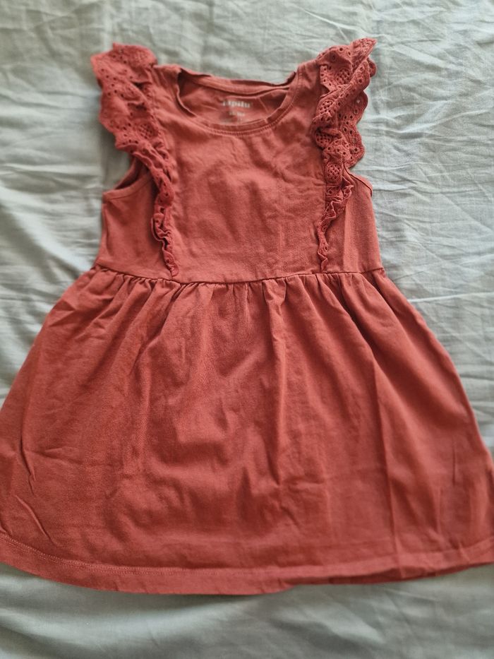 Robe 2-4ans - photo numéro 1