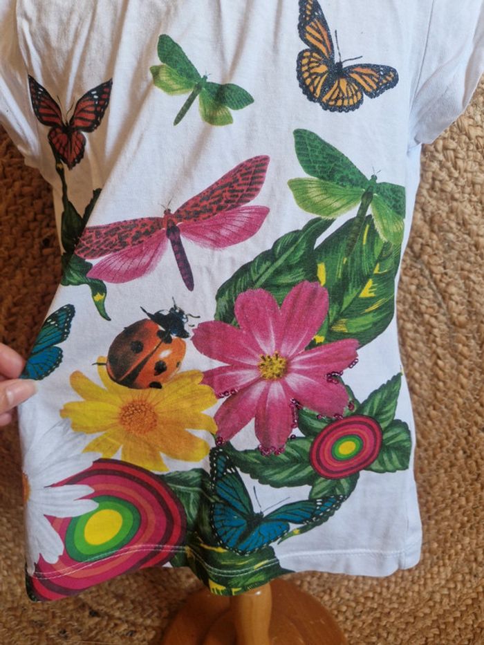 Jolie tee-shirt blanc motifs été fille desigual 5 ans - photo numéro 3