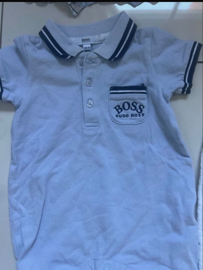 Lot de 24 vêtement bébé taille 3 mois - photo numéro 2