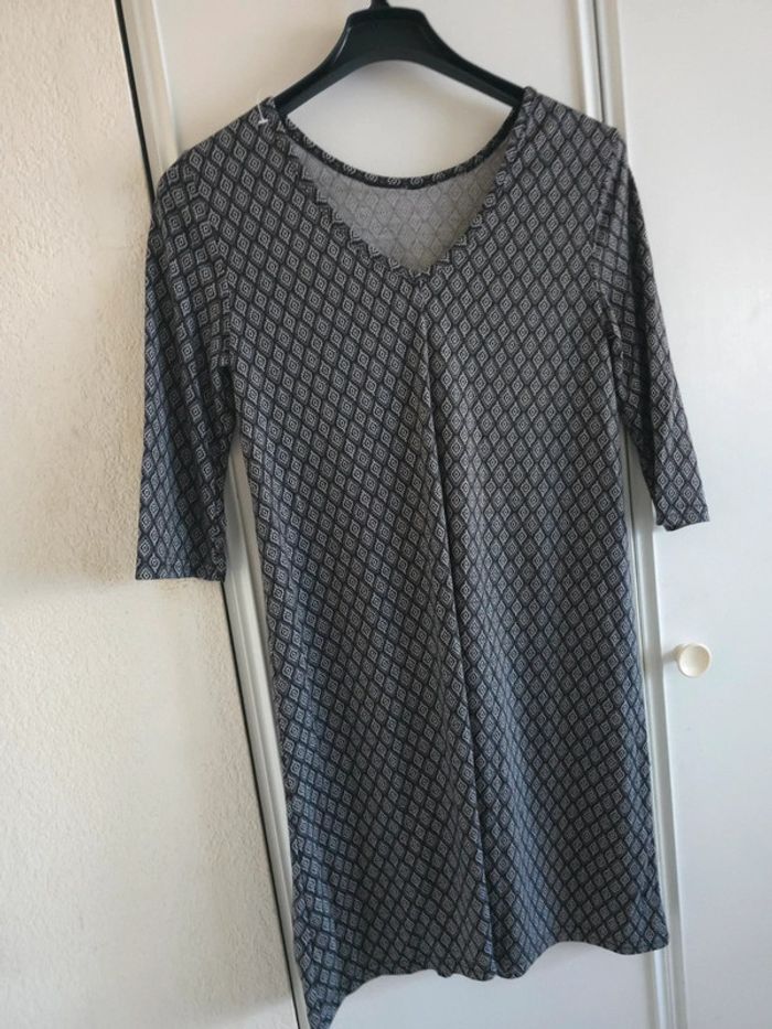 Robe manches 3/4 neuve - photo numéro 4