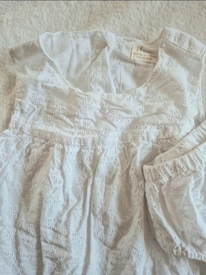 Robe broderies ZY blanche 6-9 mois - photo numéro 2