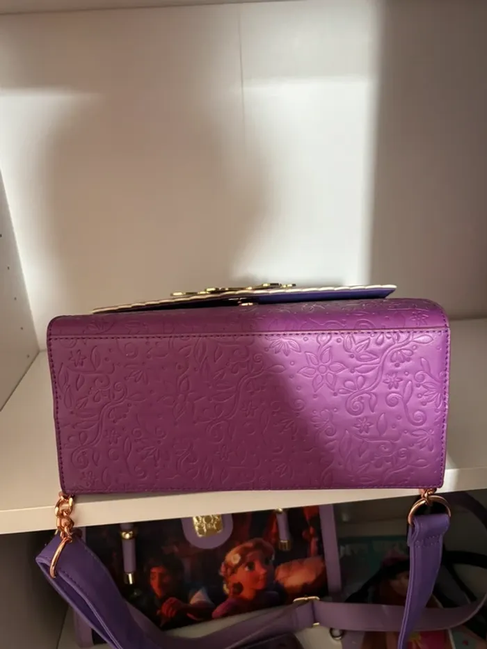 Sac Loungefly raiponce Disney - photo numéro 6