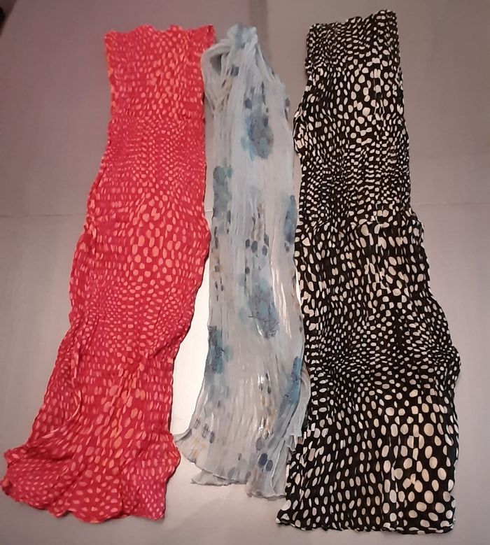 Lot 3 foulards