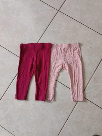 Lot 2 leggings Kiabi 18M