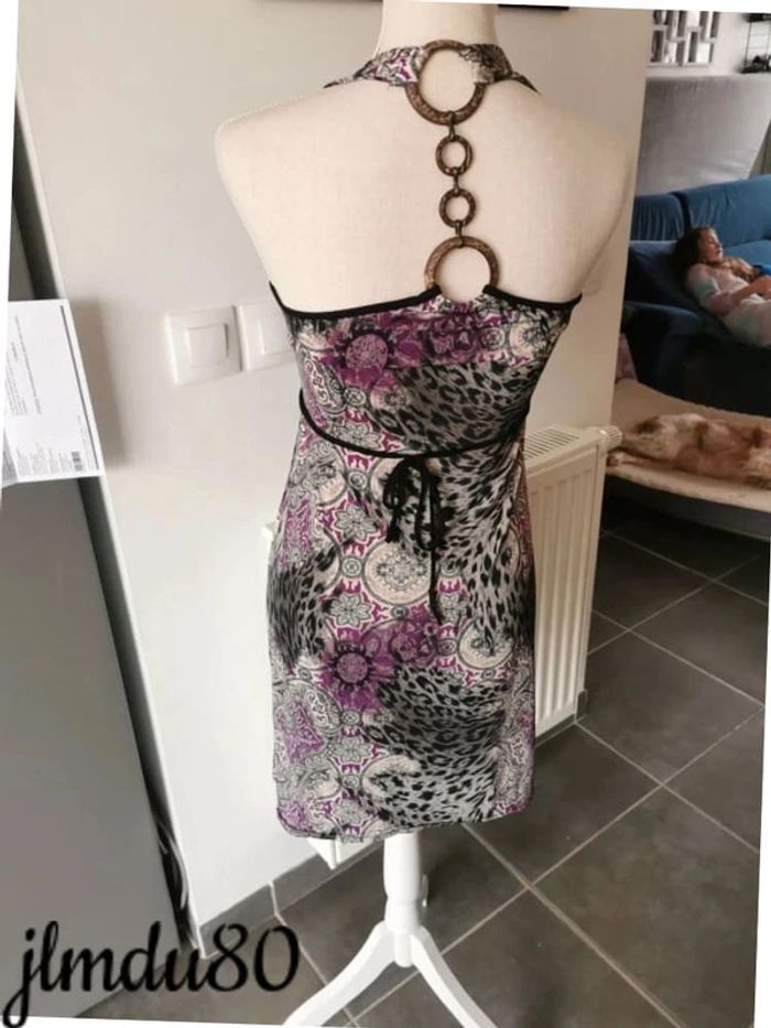 Jolie robe courte d'été - photo numéro 5