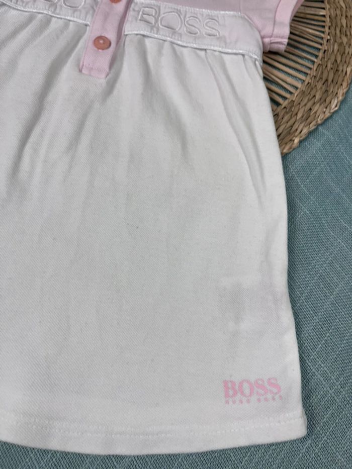Robe taille 6 mois Hugo boss - photo numéro 2