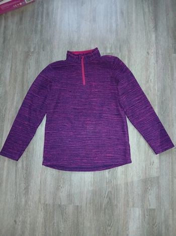 pull polaire violet et rose quechua taille 10 ans