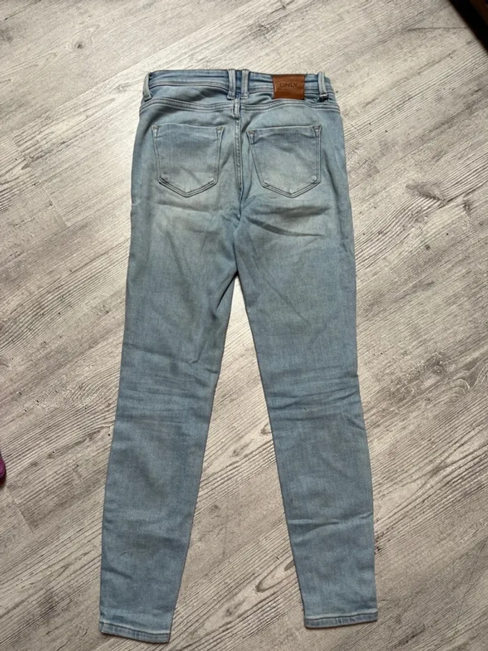jean only - photo numéro 4
