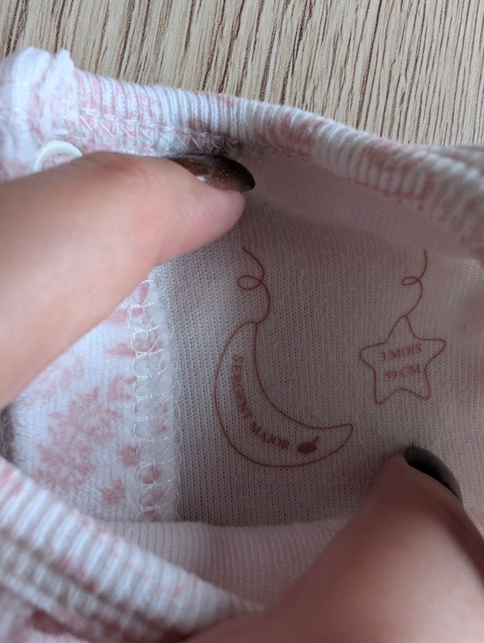 🌸 Pyjama 3 mois - photo numéro 4