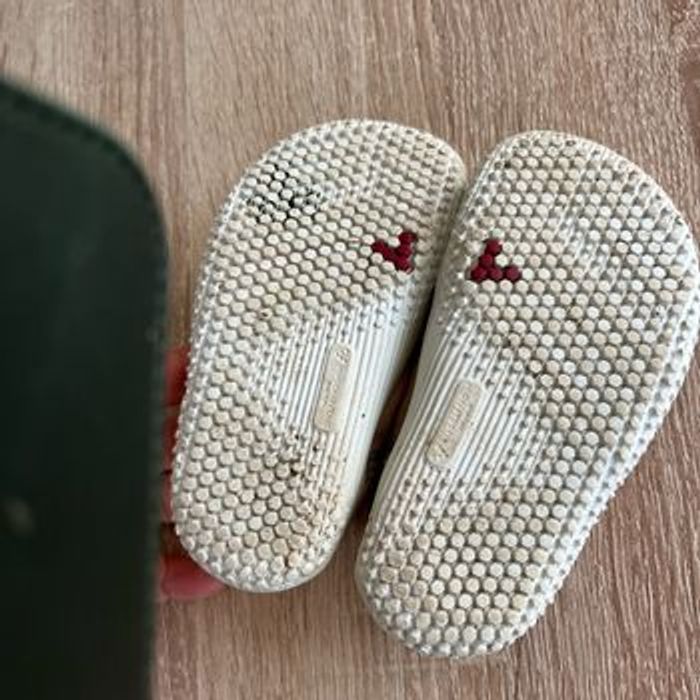 Chaussures Vivobarefoot taille 21 - photo numéro 5