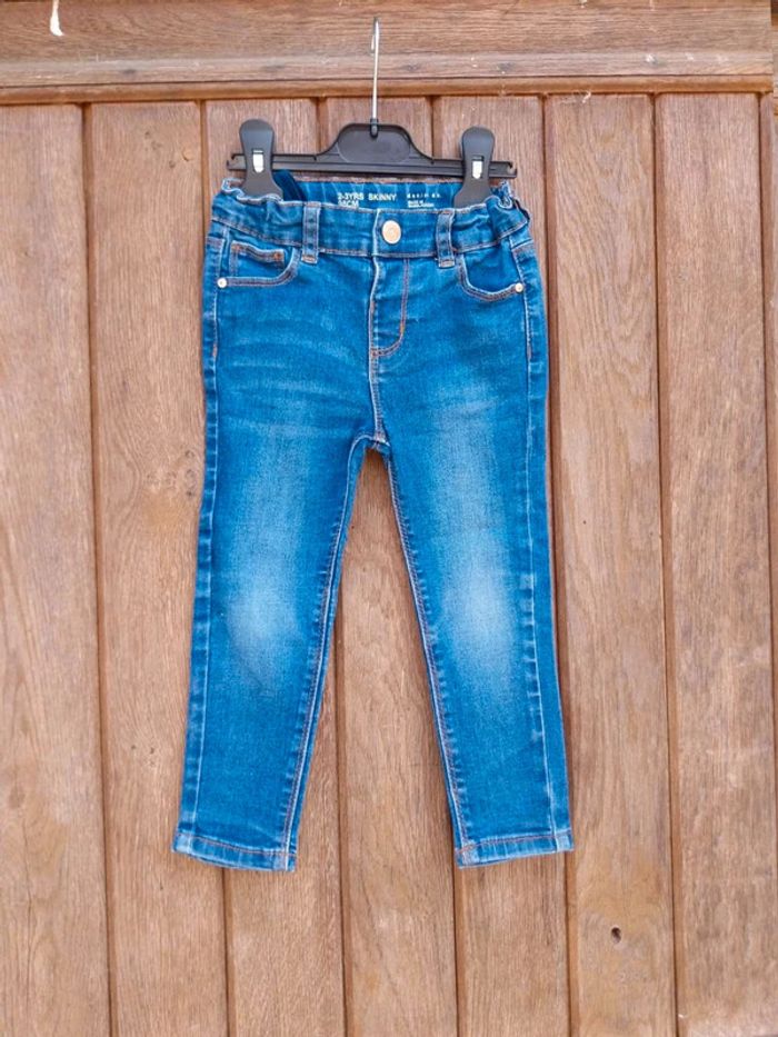 Pantalon en jean garçon 2.3 ans