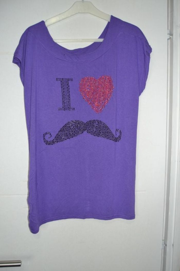 t shirt violet