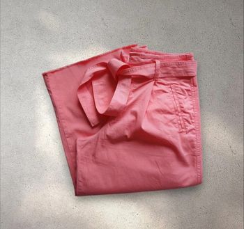 Pantalon court jambes larges corail avec ceinture à nouer GAP taille 36