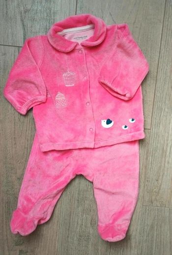 Ensemble velours 2 pièces/ Pyjama avec pieds Vertbaudet 3 mois