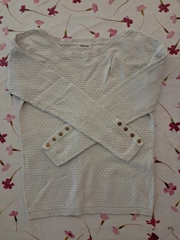 Ravissant pull à mailles fines couleur crème, boutons dorés - T 16 ans - CacheCache