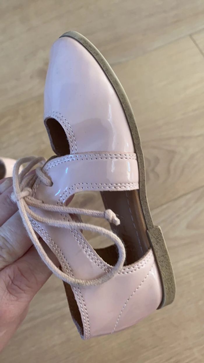 Magnifique ballerines rose poudré vernis zara - photo numéro 7
