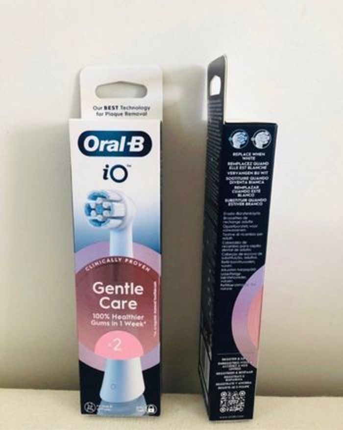 Lot de 2 Brossettes x 2 oralB io Gentle care neuf - photo numéro 2