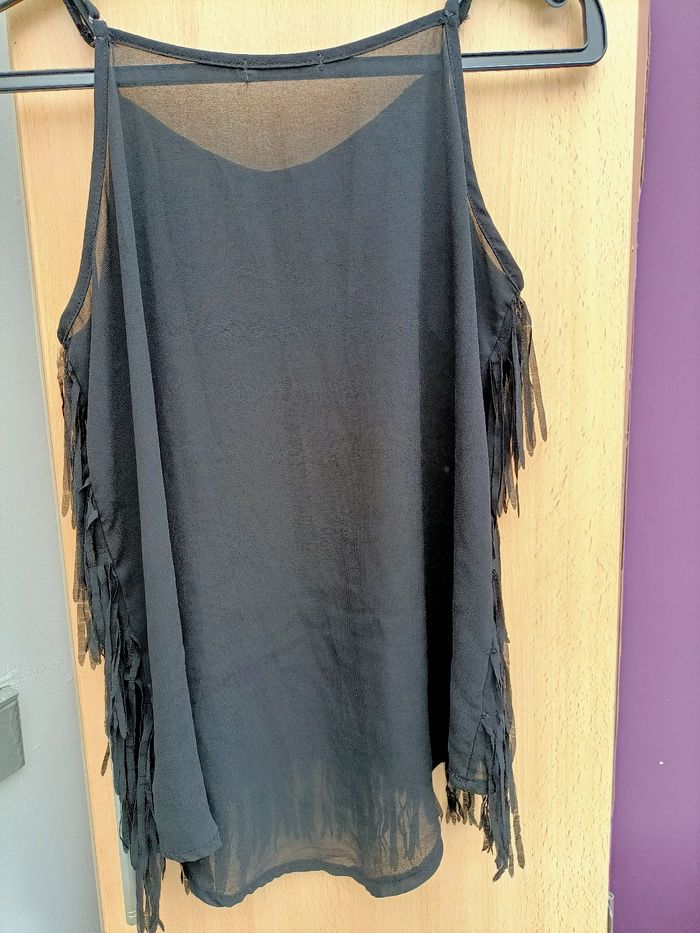 Top a franges - photo numéro 2