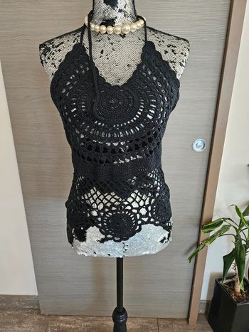 Haut dos nu dentelle