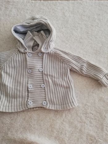 Gilet à capuche beige garçon 6 mois obaibi