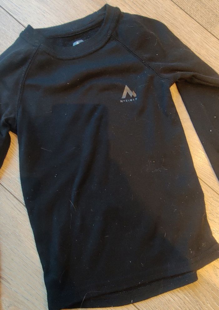 Survêtement Nike taille 6 ans - photo numéro 3