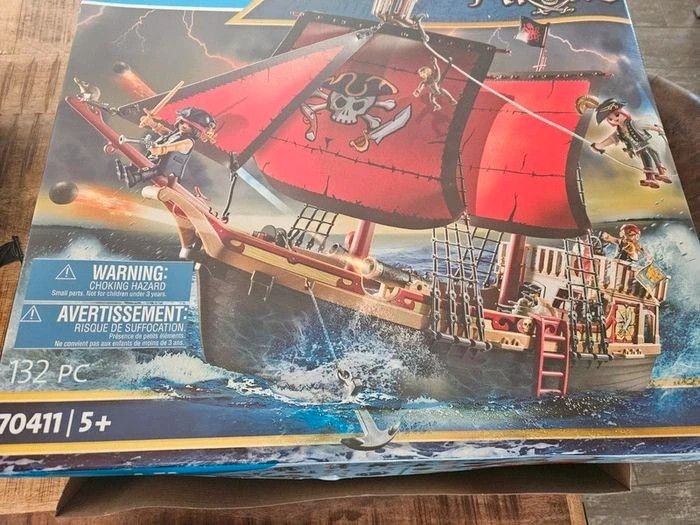 Bateau pirate playmobile