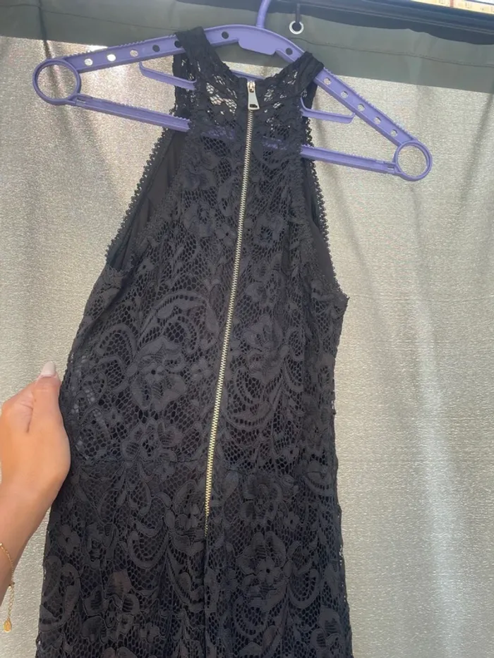 Robe longues noire en dentelle - photo numéro 3