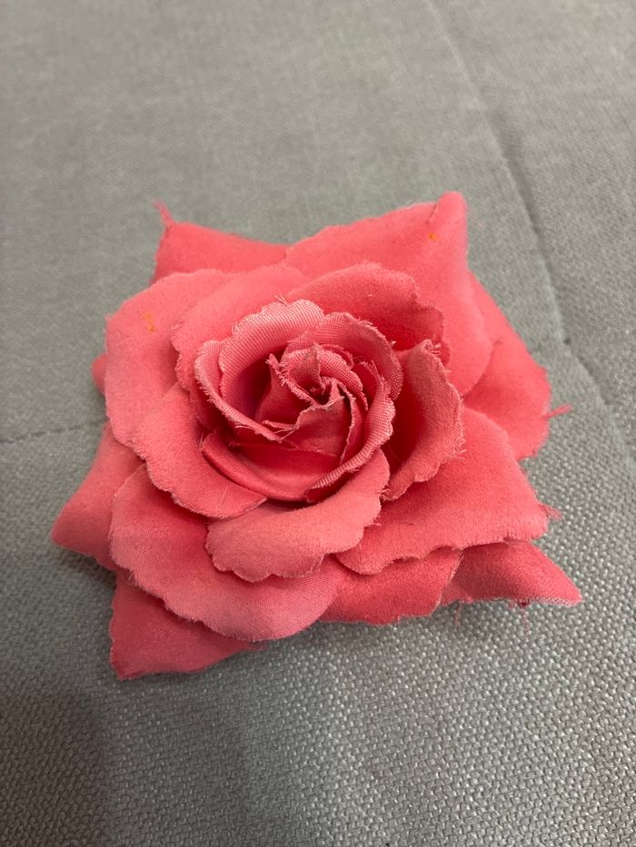 Fleurs Rose élastique ou épingle