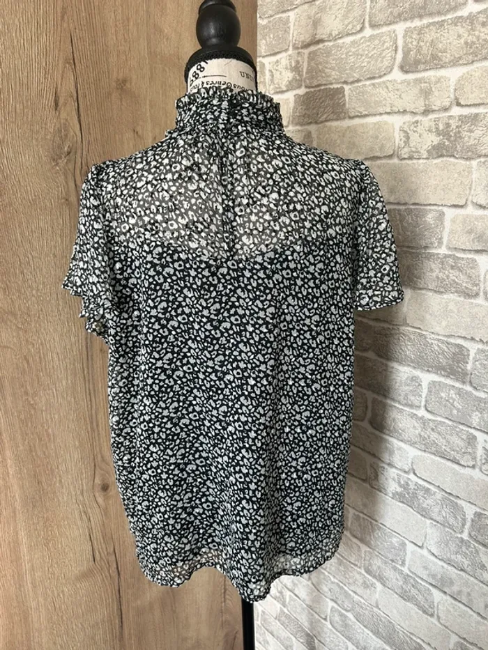 Blouse manches courtes taille 46/48 - photo numéro 4