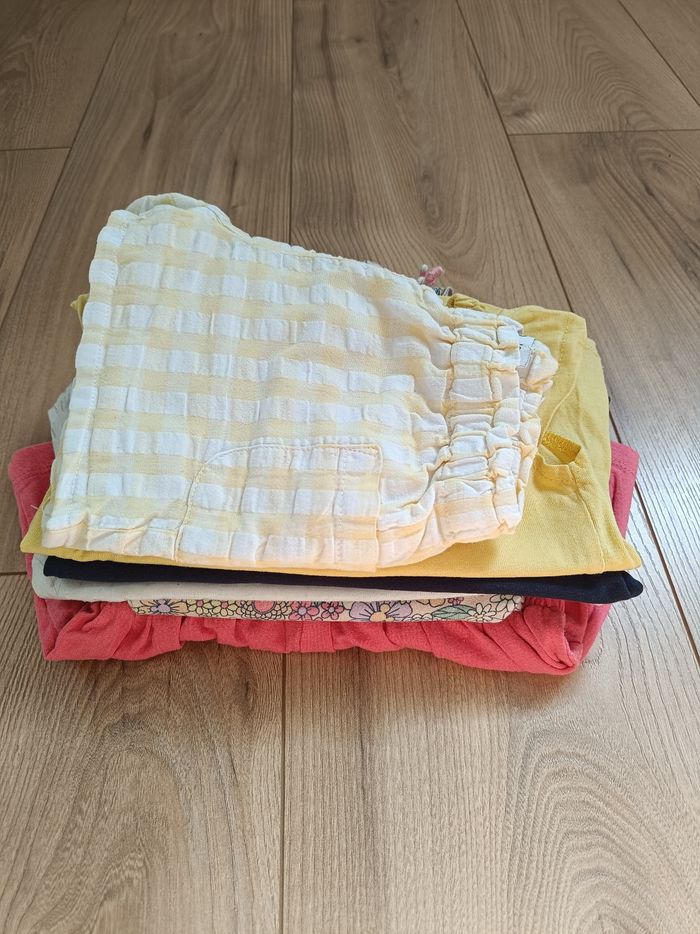 Lot de vêtements été - photo numéro 1
