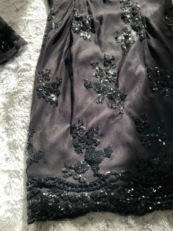 Robe noire moulante à sequins - photo numéro 9