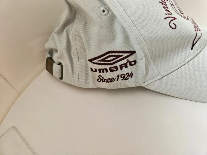 Casquette beige Umbro - photo numéro 2