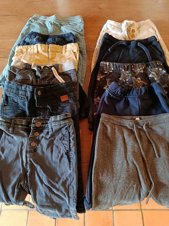 Lot pantalons 12 mois