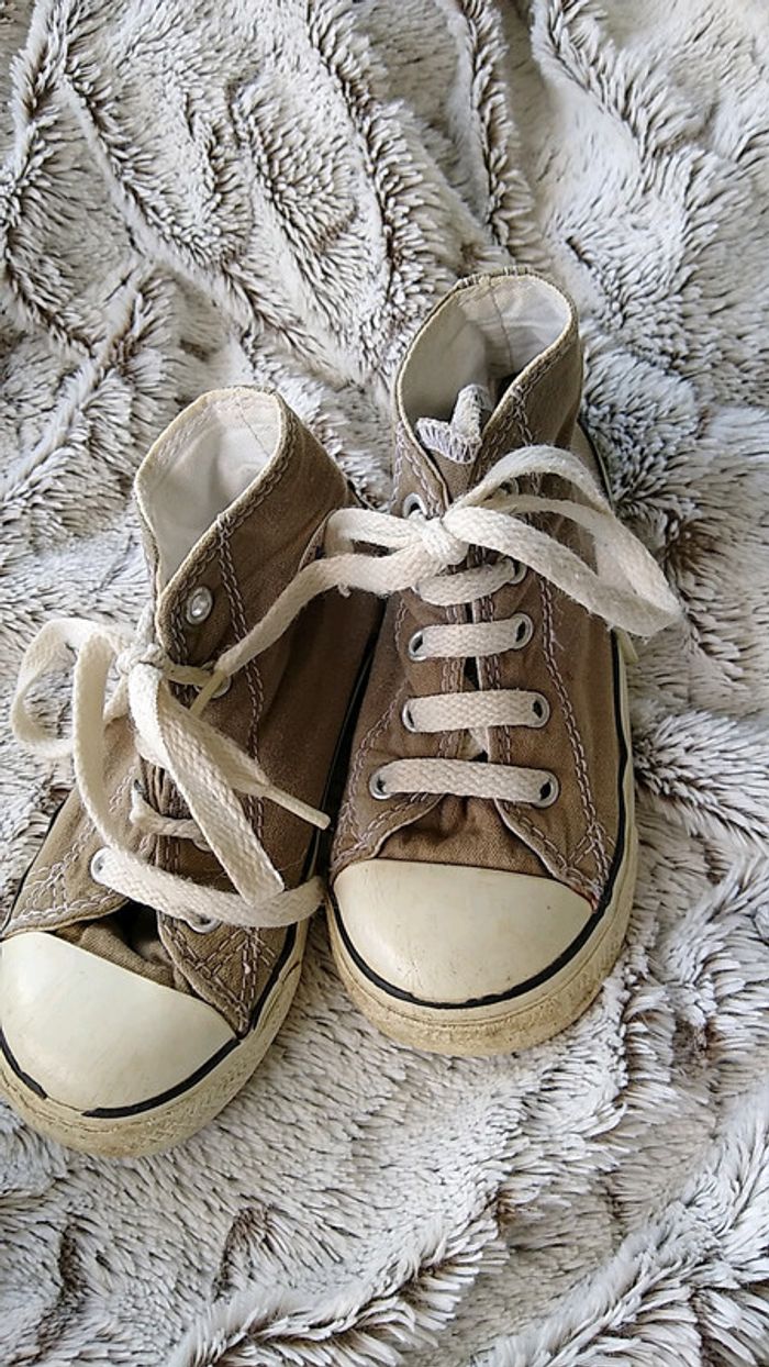 Converse kaki