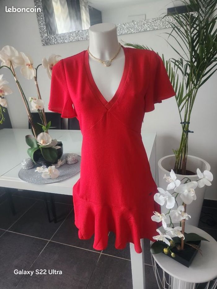 Robe rouge neuve taille S - photo numéro 2