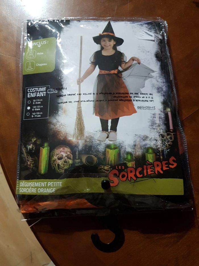 Déguisement Halloween  petite sorcière  orange  6-8 ans