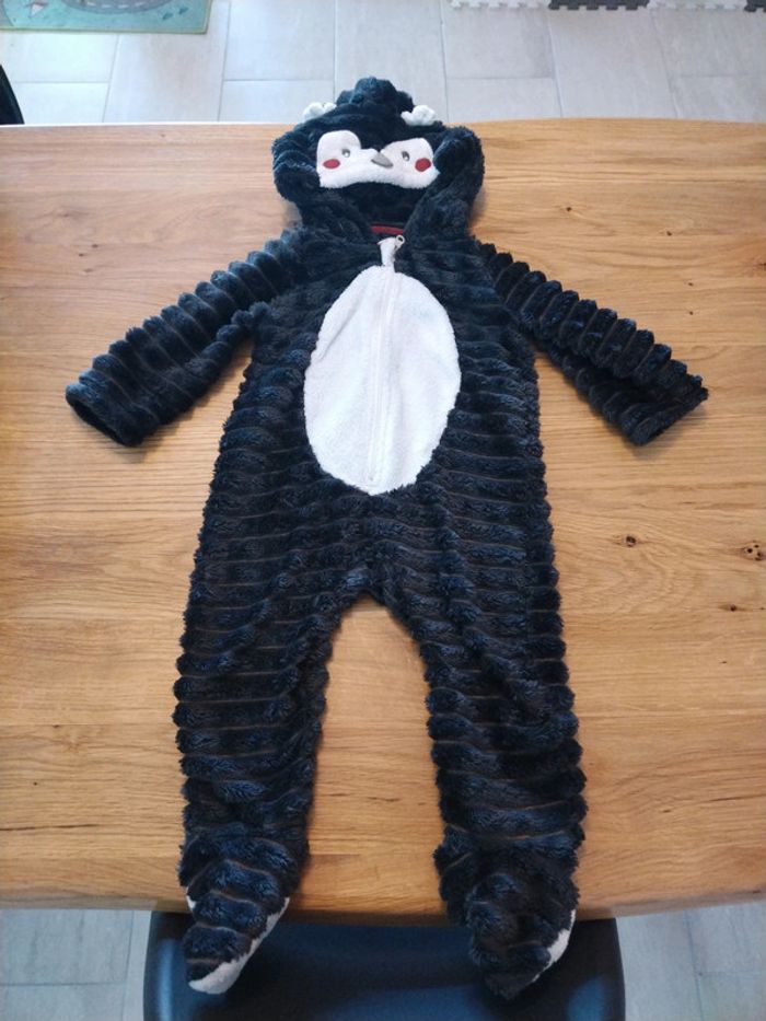 Combinaison taille 9 mois