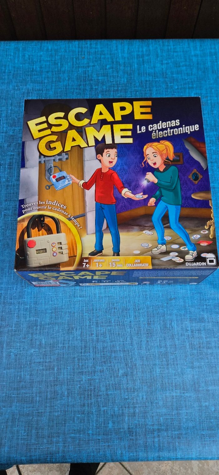 "Jeu" - photo numéro 2