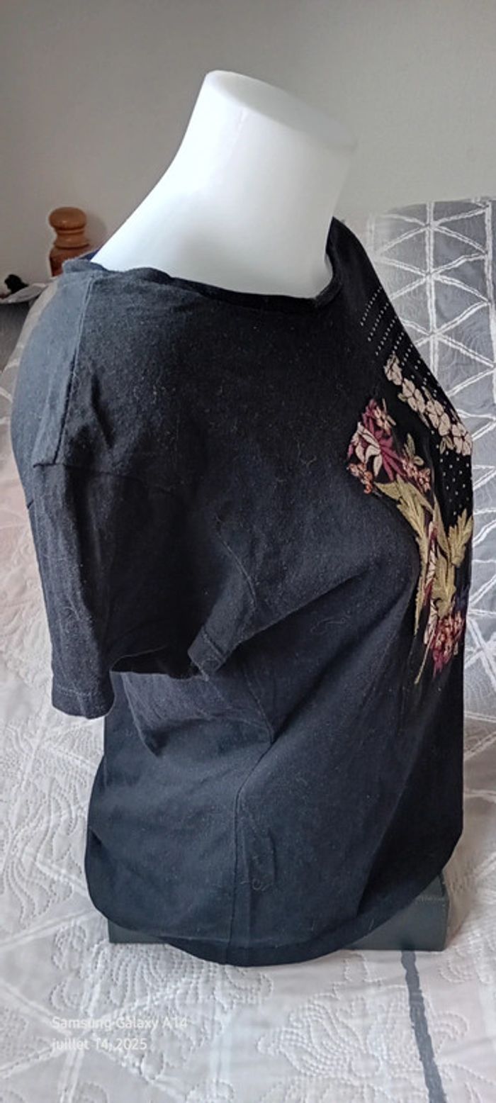 Haut noir motif fleurs avec broderies et clous femme S zara - photo numéro 5