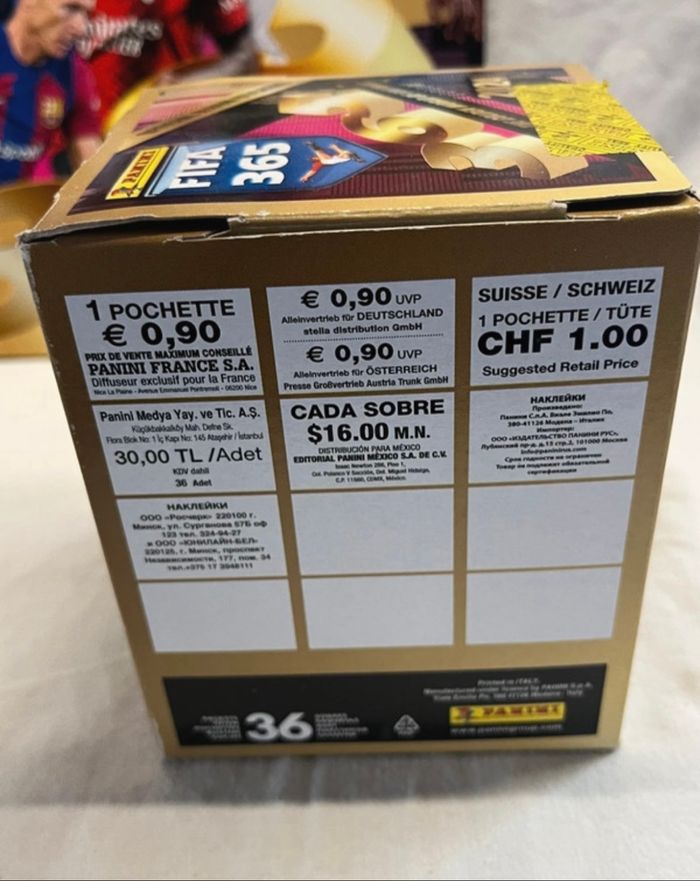 Kit panini Foot FIFA 365 année 2024 neuf - photo numéro 3