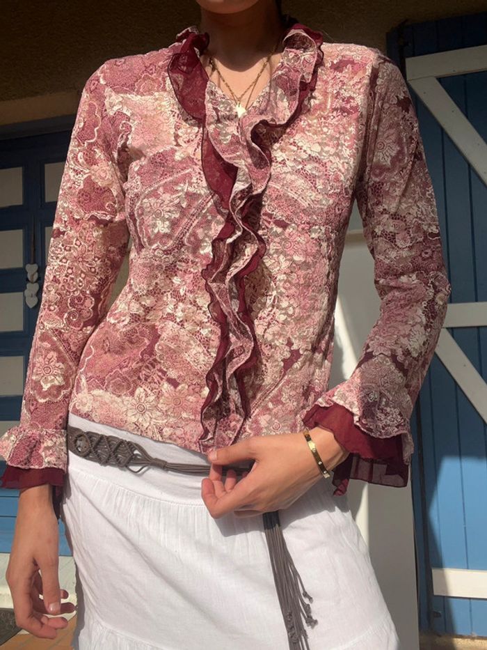 Blouse dentelle à froufrous siren office core solis vintage y2k 2000yer fleurie bohème champêtre