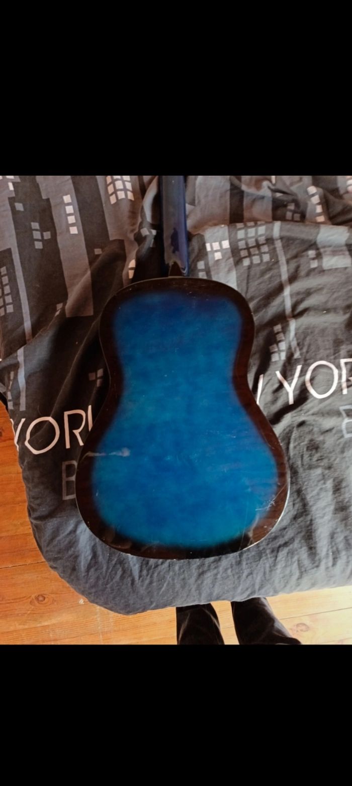 Guitare classique - photo numéro 2