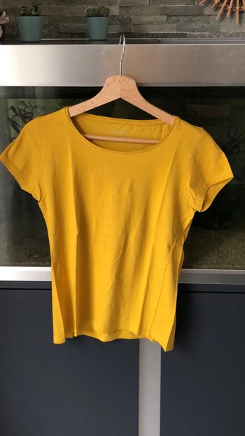 T shirt jaune