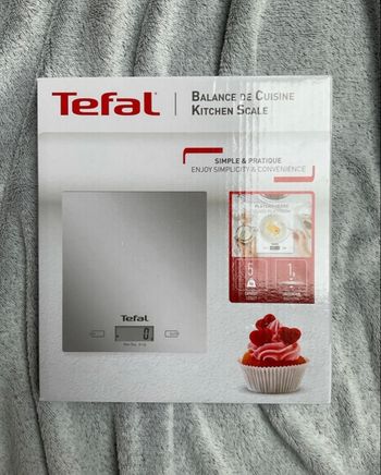 Balance de cuisine Tefal grise neuf