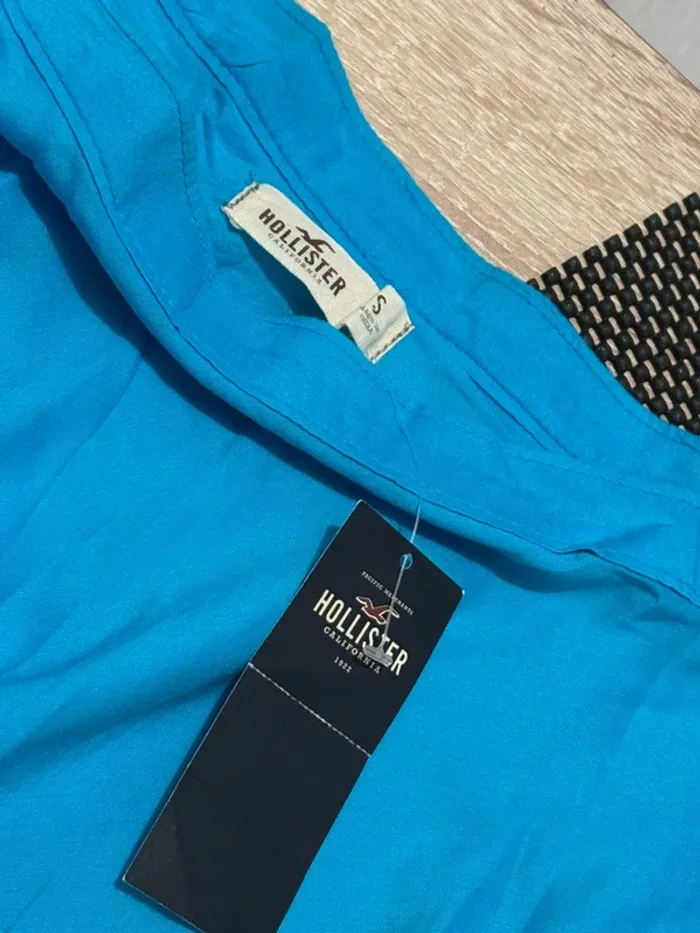 Jupe hollister taille S - photo numéro 2