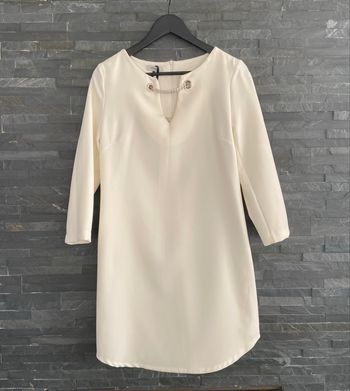 Robe droite neuve