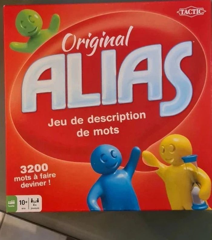 ALIAS . Jeu de société où il faut faire deviner des mots Très bon état·Tactic