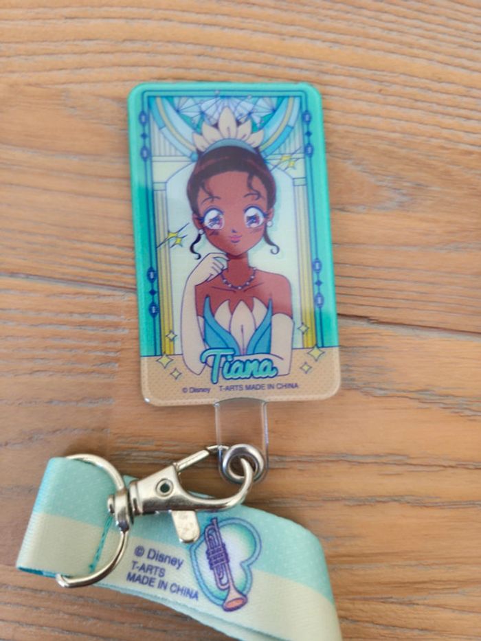 Tiana laniere de cou disney princesse et la grenouille - photo numéro 2