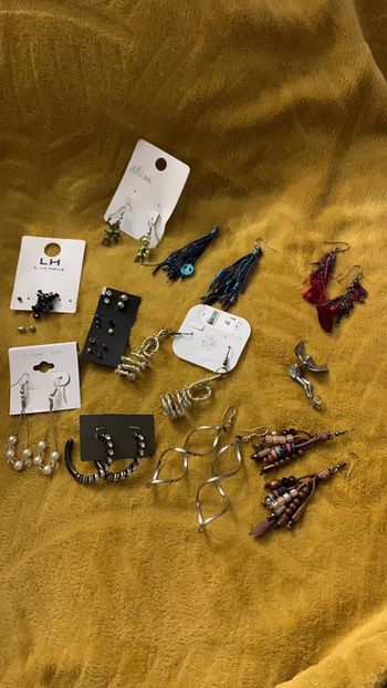 Lot de boucles d’oreilles