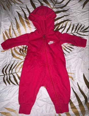 Combinaison Nike 3 mois (56-62 cm)